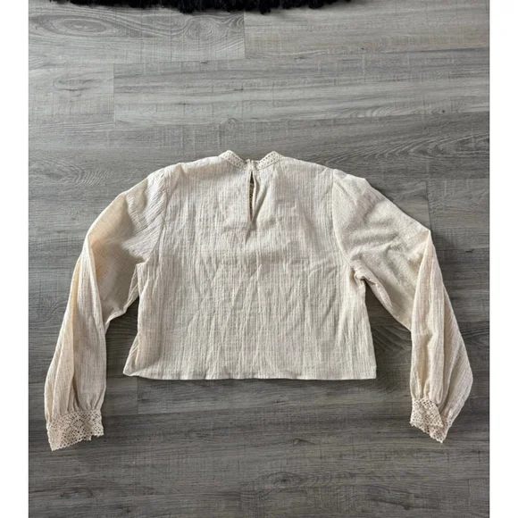 Zara Cropped Blouse NWOT Ecru Size Small Crochet Lace Boho Cottagecore Romantic - Picture 3 of 7
